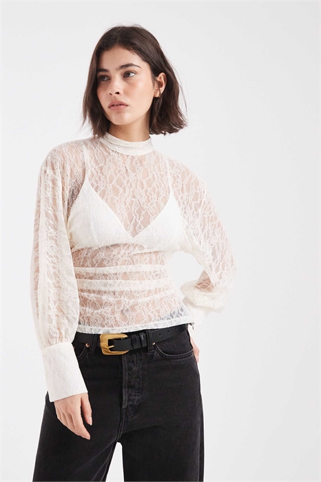 Блузка с высоким воротником «крыло летучей мыши» артикул 153087634