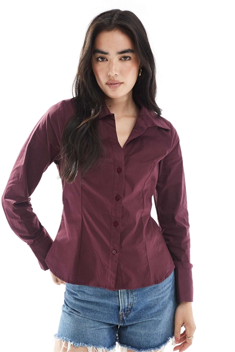 Рубашка-приталенка из поплина артикул 150036879