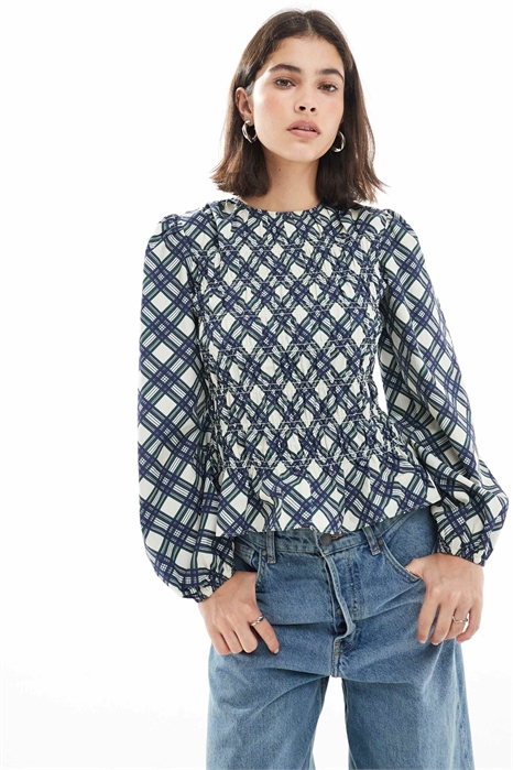 Топ с V-образным вырезом и сборками на горловине, с длинными рукавами артикул 150204531