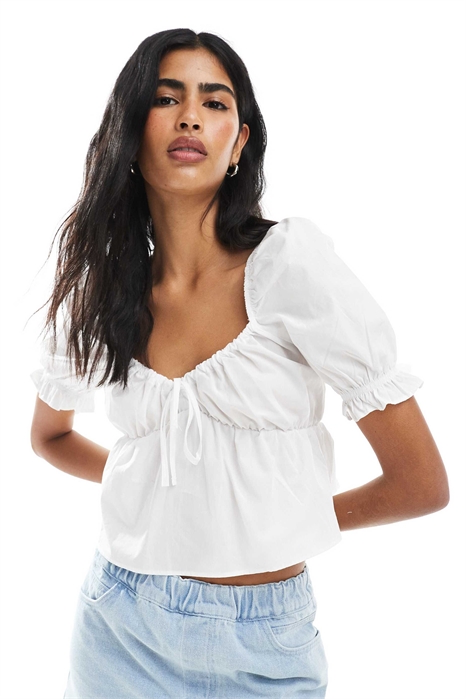 Топ из поплина в стиле «доярки» артикул 148295164