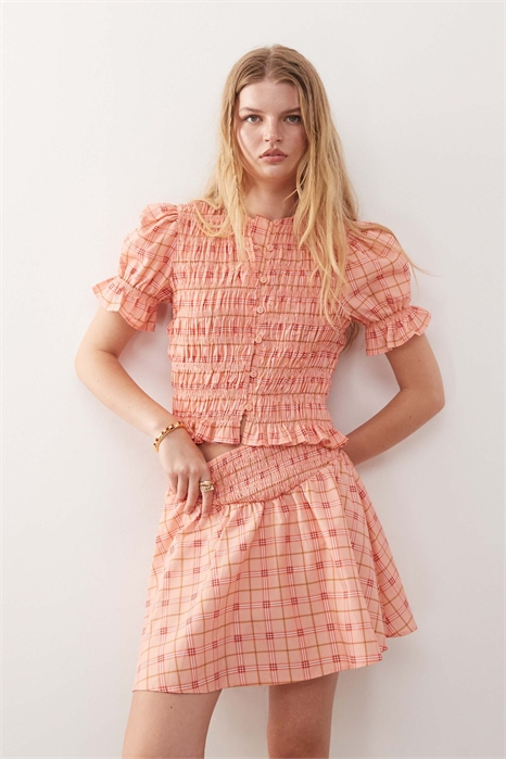 Топ в западном стиле с рюшами и буфчатыми рукавами артикул 146146456