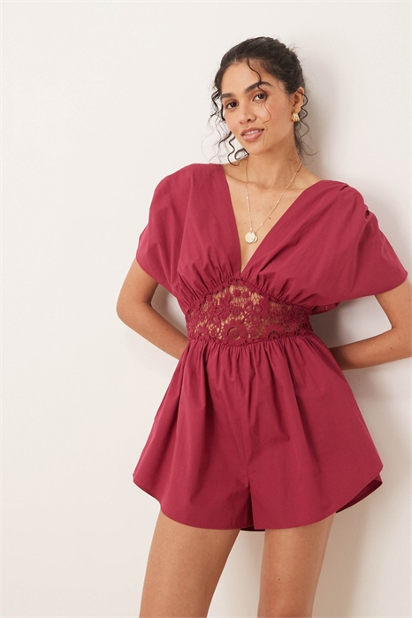 Комбинезон с V-образным вырезом и кружевной талией артикул 142540343