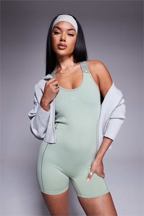 Комбинезон Nike Pro Training Gym Life с логотипом Swoosh артикул 139796491