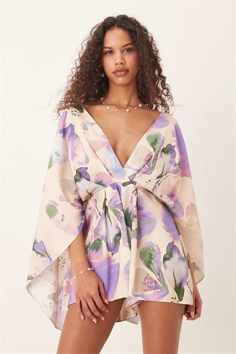 Комбинезон с завышенной линией выреза и рукавами артикул 143055812