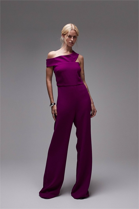 Комбинезон с открытыми плечами артикул 148028907