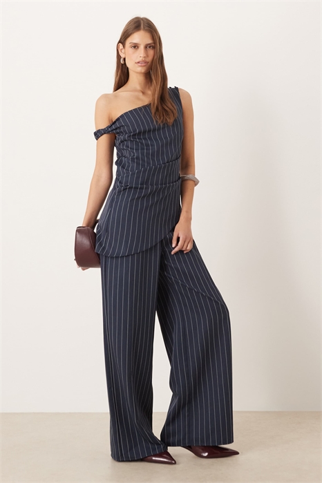 Комбинезон с асимметричным вырезом на одном плече артикул 151054628