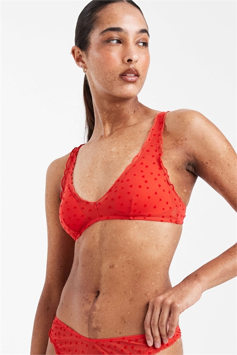 Бралетт с флокированным рисунком в виде сердечек артикул 152320270