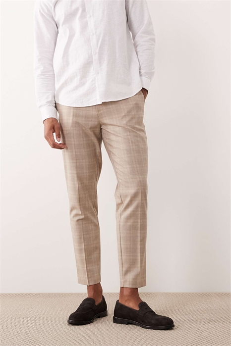 Стильные брюки зауженного кроя артикул 153145072