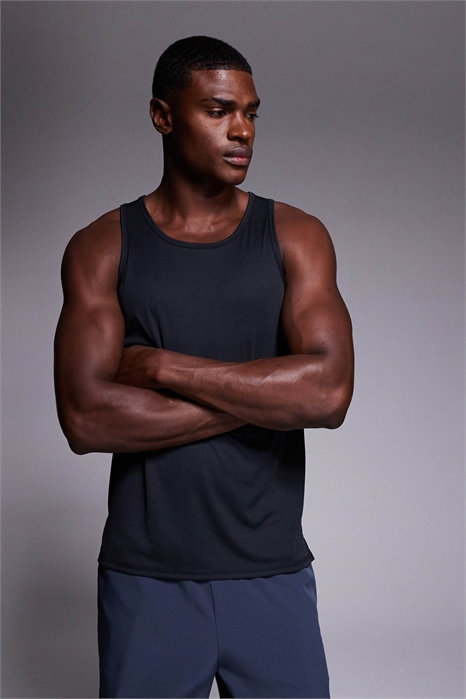 Беговая майка свободного кроя из быстросохнущей технической сетки артикул 153080977