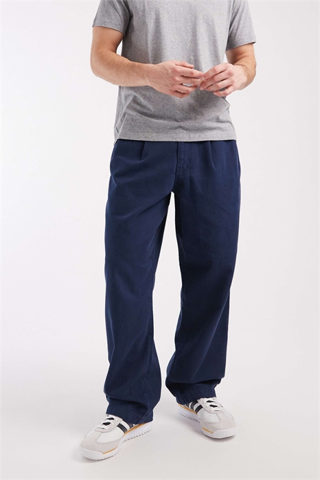 Широкие прямые брюки с двойной складкой артикул 152941524