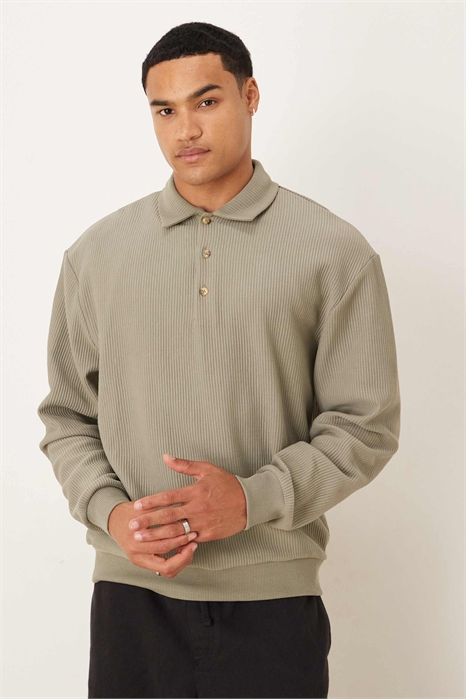 Полурубашка с ребристой вязкой свободного кроя артикул 152471607