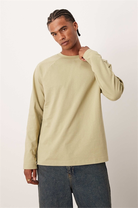 Толстовка из плотной ткани с длинными рукавами и рагланным кроем артикул 151302118