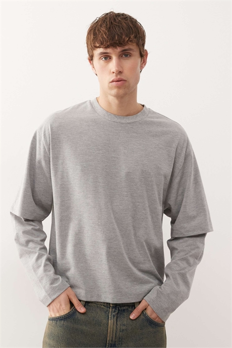 Двухслойная футболка артикул 154133937