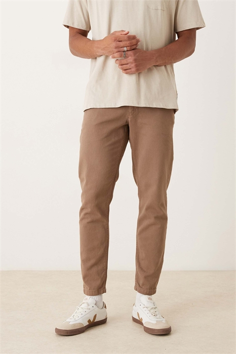 Брюки зауженного кроя артикул 150347331