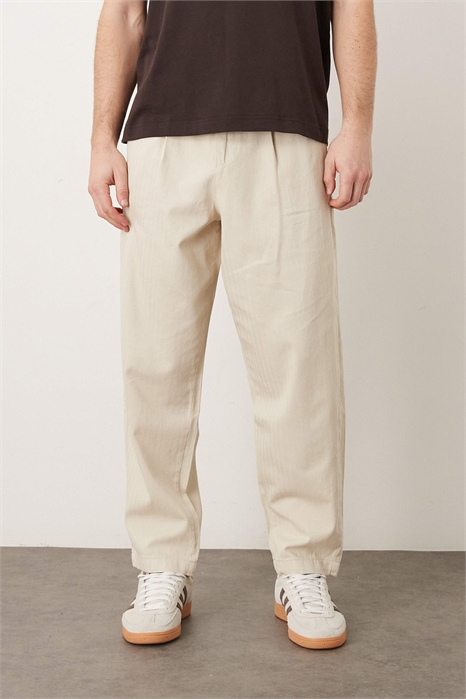 Брюки свободного кроя с зауженными штанинами артикул 153022105