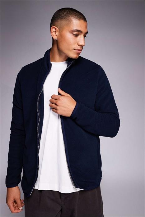 Флисовая куртка на молнии артикул 152354321