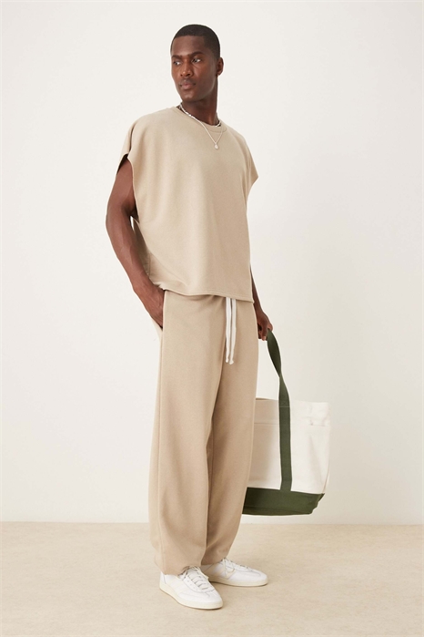 Джоггеры свободного кроя с резинкой на талии co-ord артикул 148819721