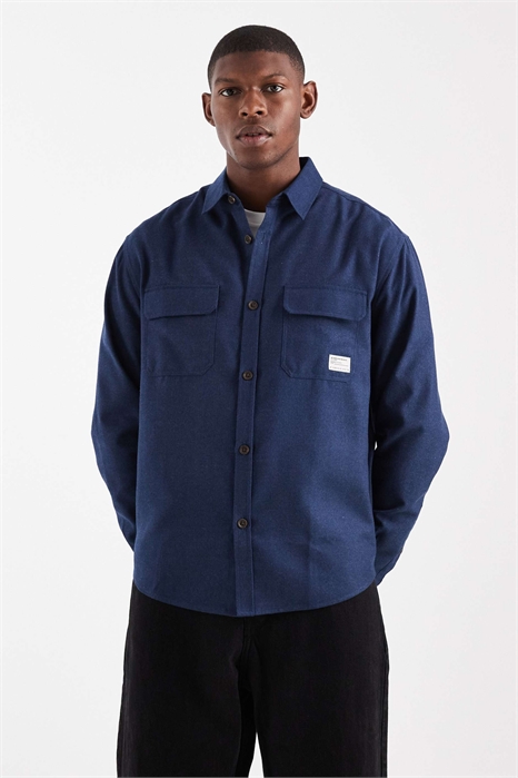 Рубашка свободного кроя с нашивкой артикул 151899711