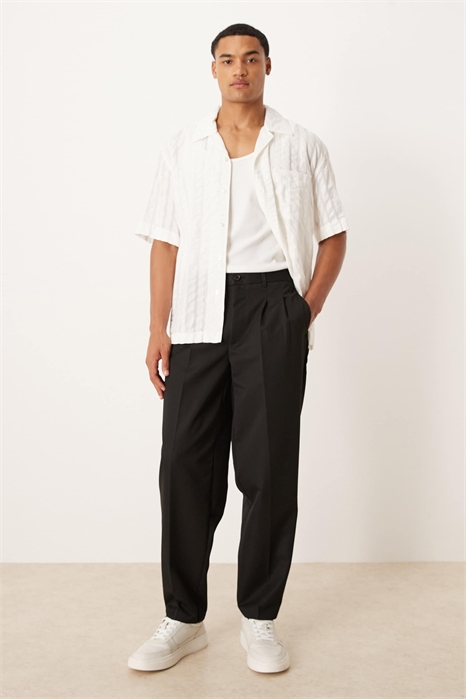 Широкие брюки зауженного кроя с двойной складкой артикул 149384313