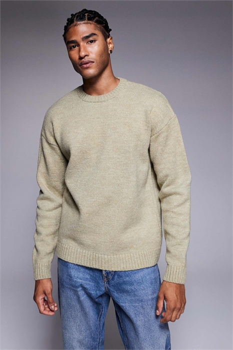 Свободный вязаный свитер с круглым вырезом артикул 151052364