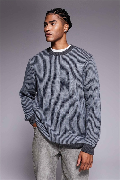 Свободный свитер с круглым вырезом из трикотажа с ребристой фактурой артикул 151302124