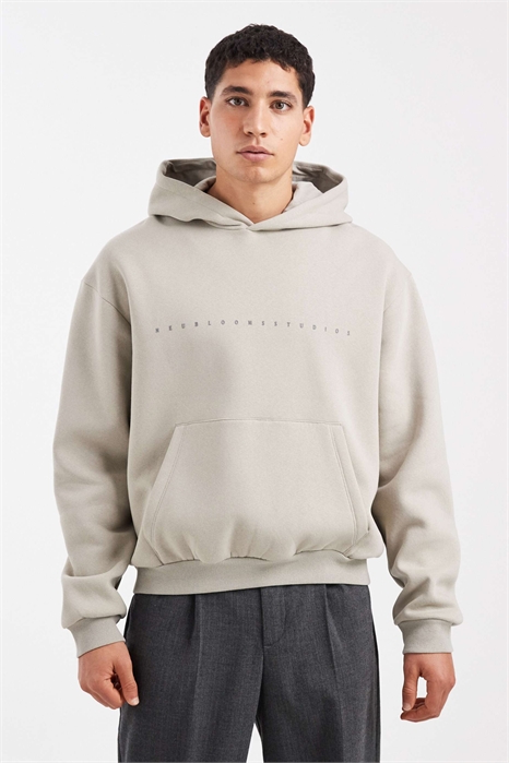 Свободная толстовка прямого кроя с надписью артикул 154079553