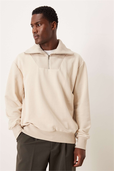 Свитшот с воротником-воронкой большого размера артикул 150987967