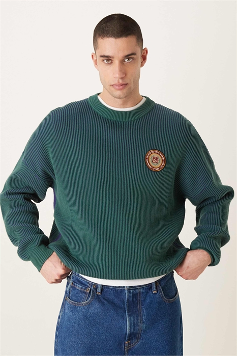 Свитер с круглым вырезом из трикотажа артикул 154082821