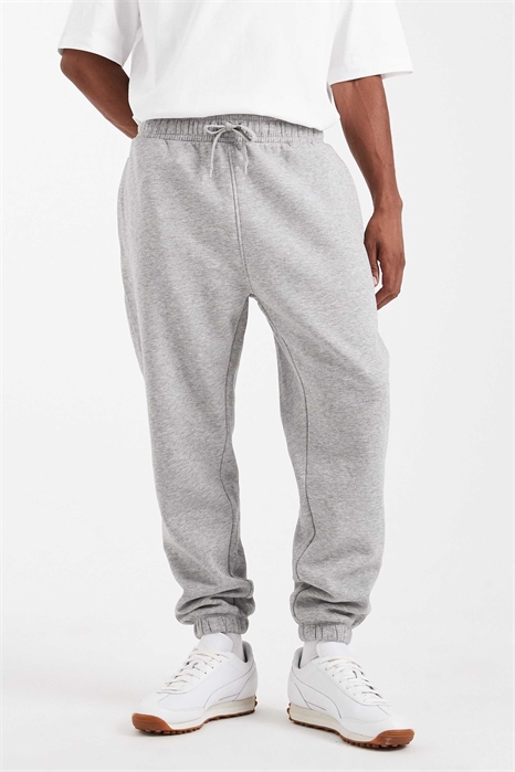 Джоггеры Essentials с зауженным кроем артикул 149248410