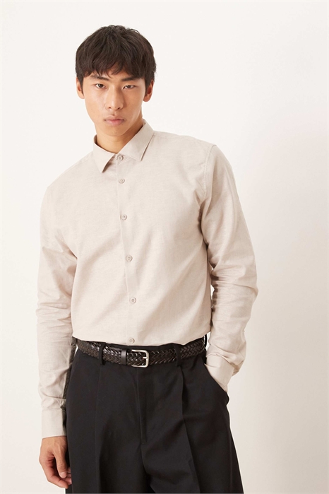 Рубашка классического кроя из смешанного льна артикул 140044287