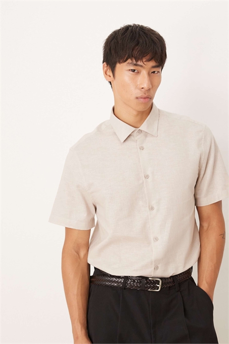 Рубашка классического кроя из смешанного льна артикул 140044286