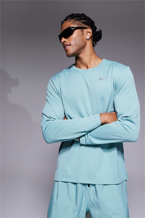 Футболка Miler с длинным рукавом из ткани Dri-FIT артикул 147141053