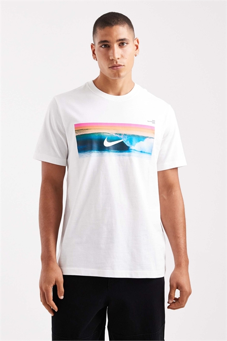 Футболка с принтом в виде волны артикул 147143579