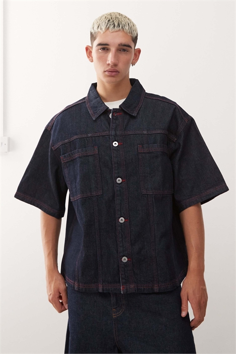 Джинсовая рубашка свободного кроя артикул 147591438