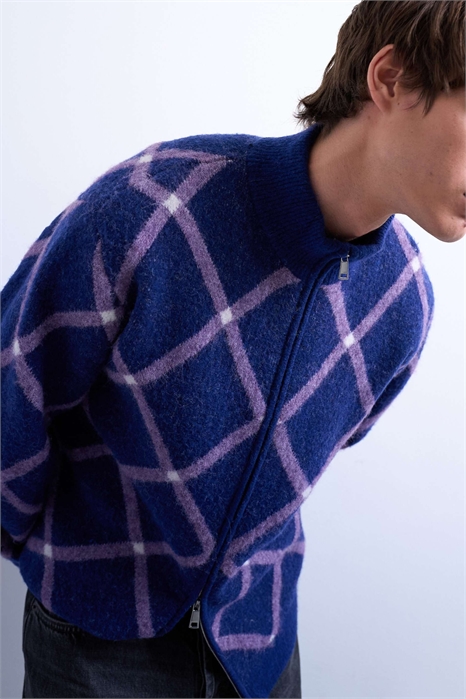 Кардиган из трикотажа с узором «аргил» и воротником-воронкой, на молнии, прямого кроя артикул 147898481