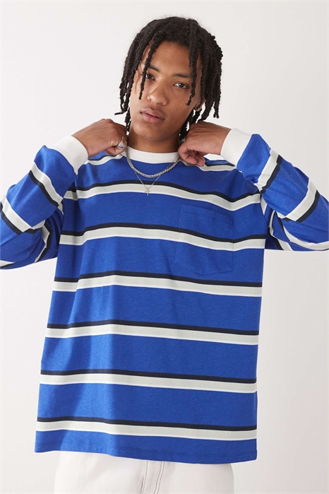 Футболка с длинными рукавами в полоску и карманом артикул 142170397