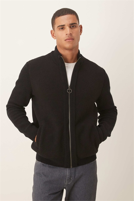 Свитер из трикотажа с застежкой-молнией от Milburn артикул 150171415
