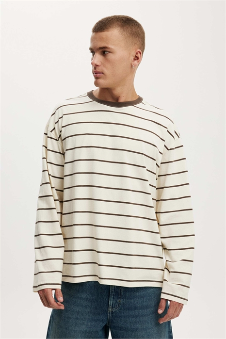 Укороченный крой с длинными рукавами артикул 156163279