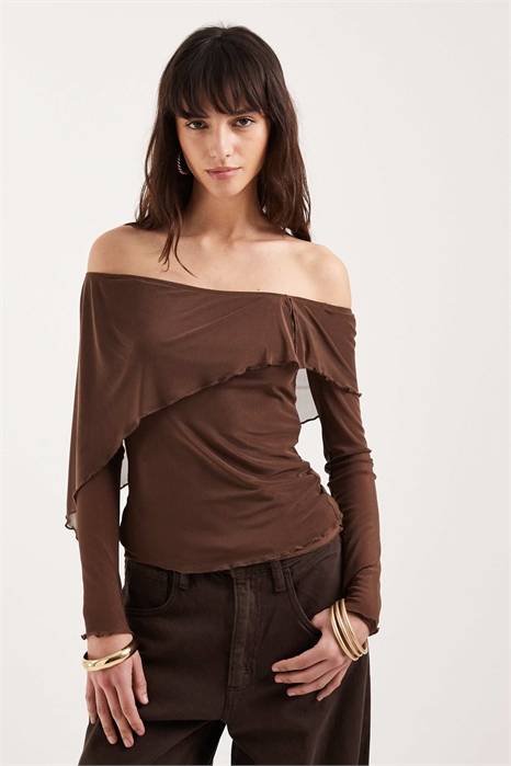 Топ с открытыми плечами, асимметричным кроем и длинными рукавами из сетчатой ткани артикул 155589501