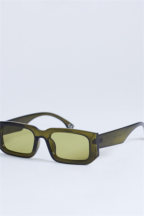 Солнцезащитные очки Milan прямоугольной формы артикул 152666039