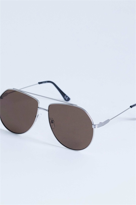 Солнцезащитные очки с металлической оправой в стиле «авиатор» из Хорватии артикул 152671128