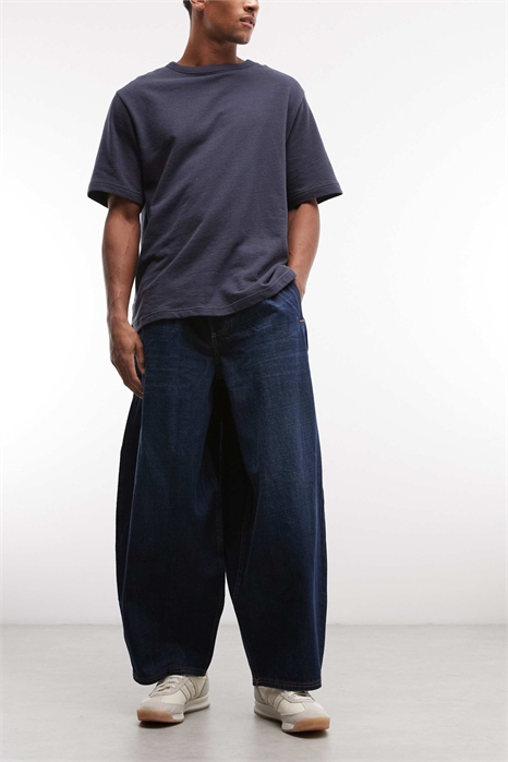 Коллекция Circular Design: джинсы-баллон XL с складками артикул 151783822