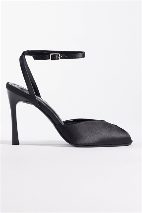 Сандалии с открытым носком цвета петунии артикул 153891291