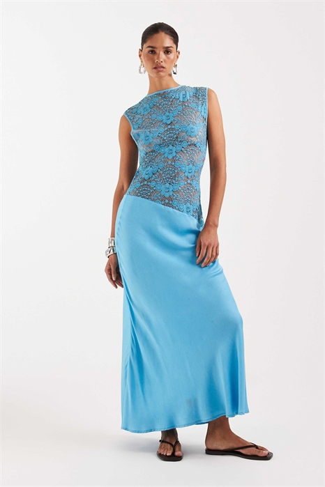 Праздничное платье-макси с кружевным верхом артикул 149623312