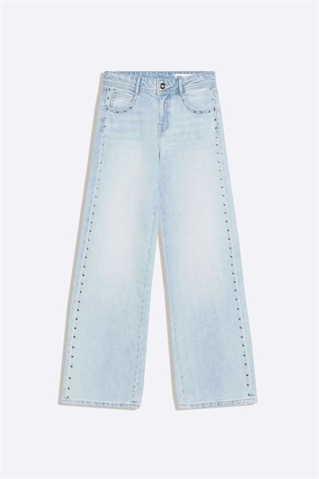 Джинсы свободного кроя с заклепками и низкой посадкой артикул 155949151