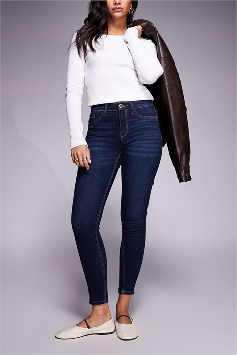 Джинсы средней посадки с лепой артикул 152117135