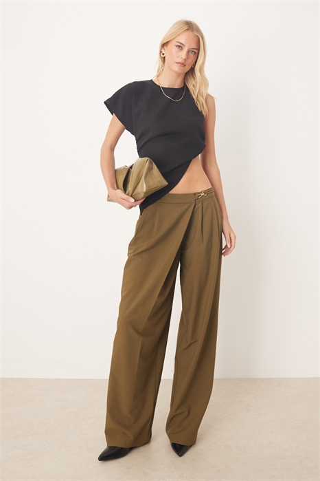 Высокие брюки асимметричного кроя с широкими брючинами и завязками, украшенные пряжкой артикул 149859082