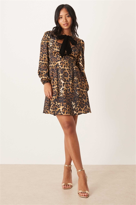 Мини-платье-футляр с бархатным бантом спереди артикул 149852970