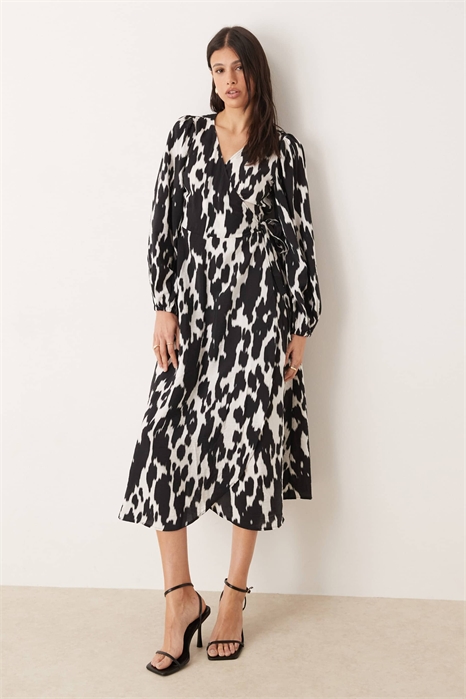 Платье-миди с запахом артикул 143724723