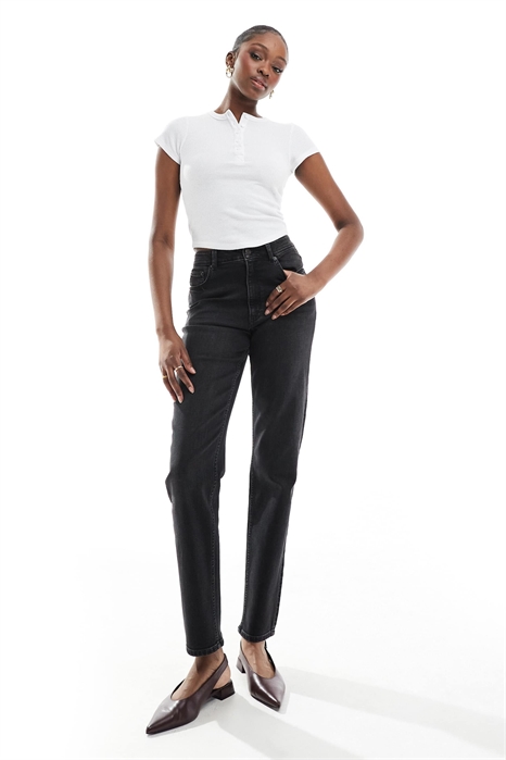 ASOS DESIGN: джинсы удлиненного кроя с зауженным силуэтом и комфортной посадкой артикул 139540437